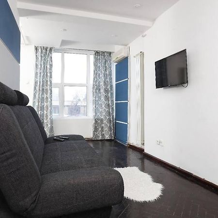 1 Bdrm Apartment In City Center 布加勒斯特 外观 照片