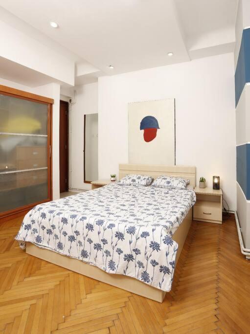 1 Bdrm Apartment In City Center 布加勒斯特 外观 照片
