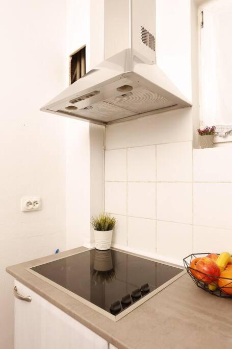1 Bdrm Apartment In City Center 布加勒斯特 外观 照片